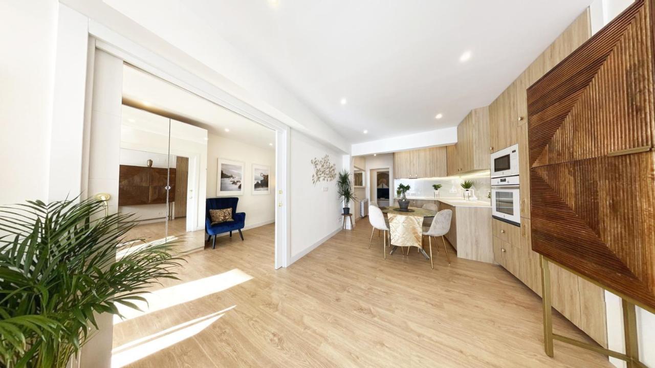 Miramar Luxurious Flat, 3 Double Rooms, Free Parking, Terrace, Completely New San Sebastian Exterior photo